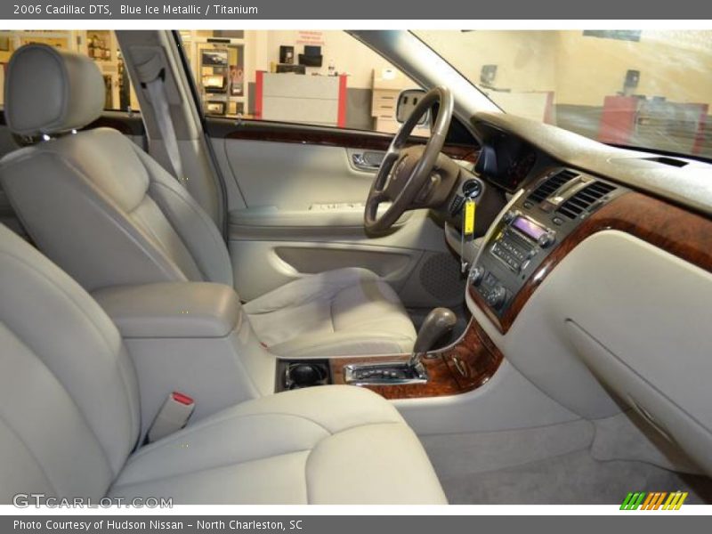  2006 DTS  Titanium Interior