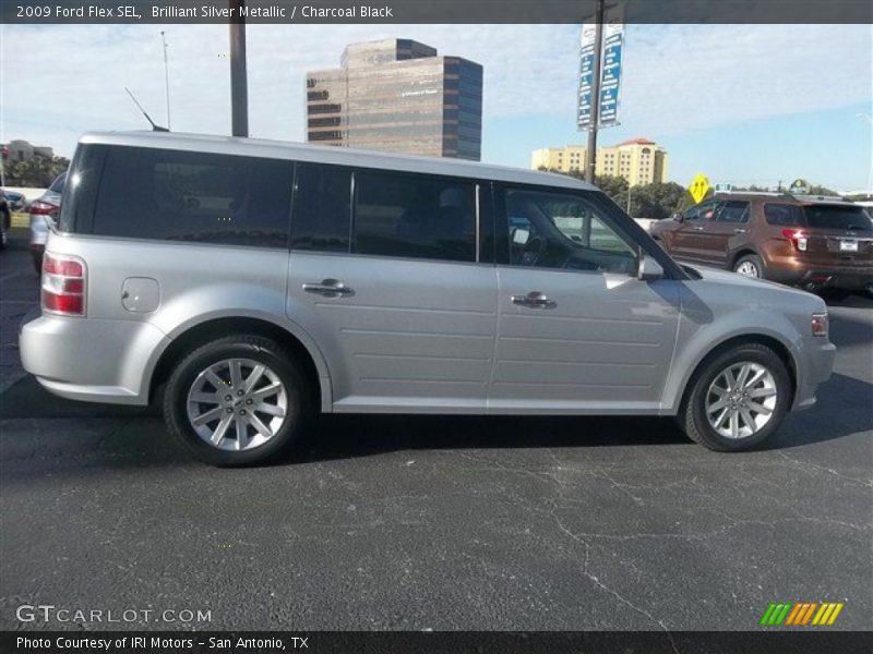 Brilliant Silver Metallic / Charcoal Black 2009 Ford Flex SEL