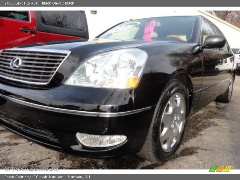 Black Onyx / Black 2001 Lexus LS 430