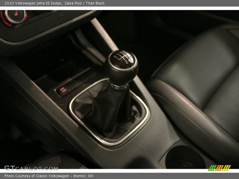 Salsa Red / Titan Black 2010 Volkswagen Jetta SE Sedan