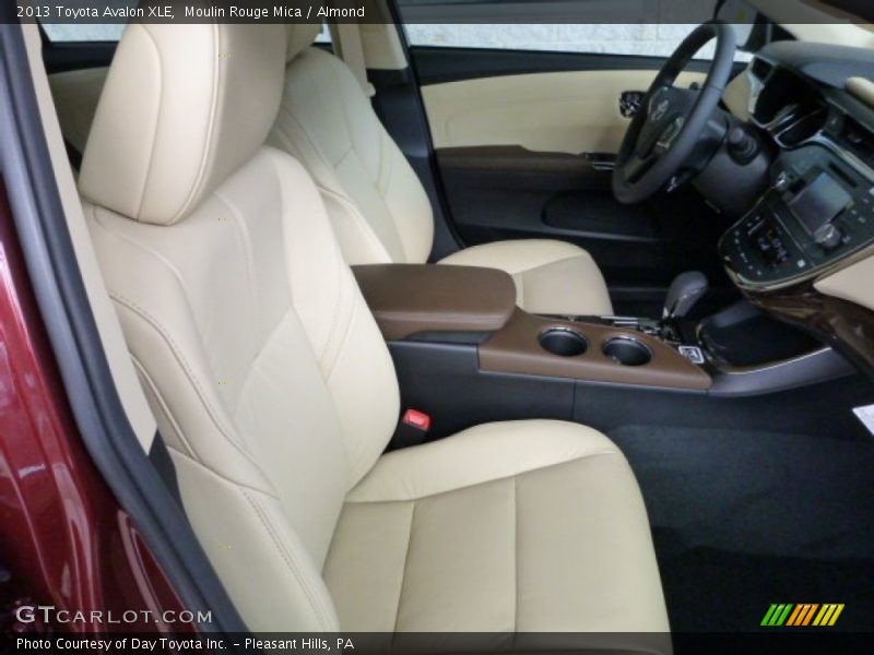 Moulin Rouge Mica / Almond 2013 Toyota Avalon XLE
