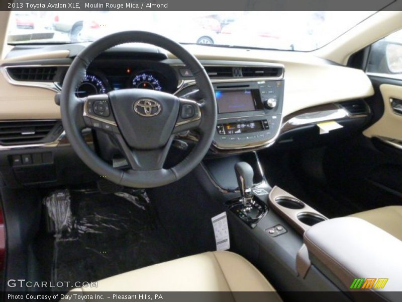 Moulin Rouge Mica / Almond 2013 Toyota Avalon XLE