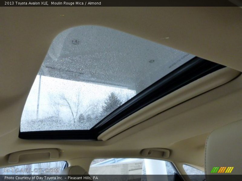Moulin Rouge Mica / Almond 2013 Toyota Avalon XLE