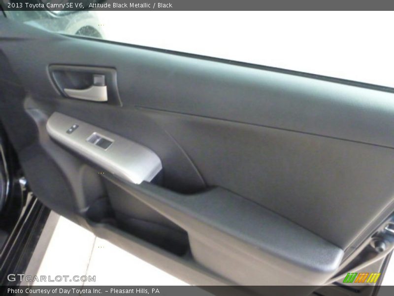 Attitude Black Metallic / Black 2013 Toyota Camry SE V6