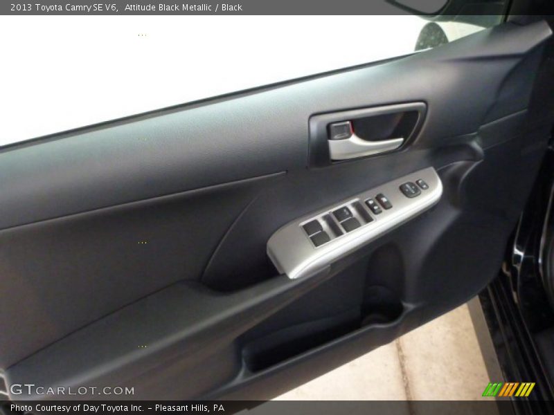 Attitude Black Metallic / Black 2013 Toyota Camry SE V6