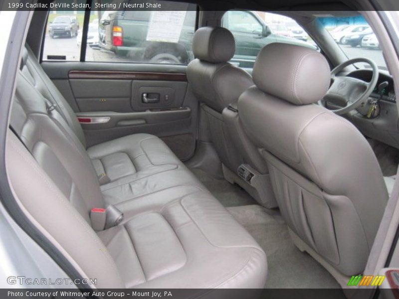 Sterling / Neutral Shale 1999 Cadillac DeVille Sedan