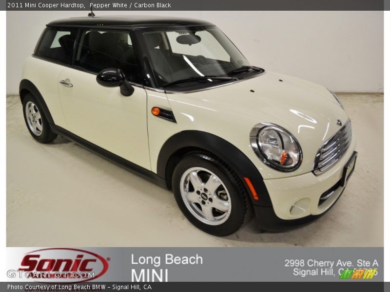 Pepper White / Carbon Black 2011 Mini Cooper Hardtop