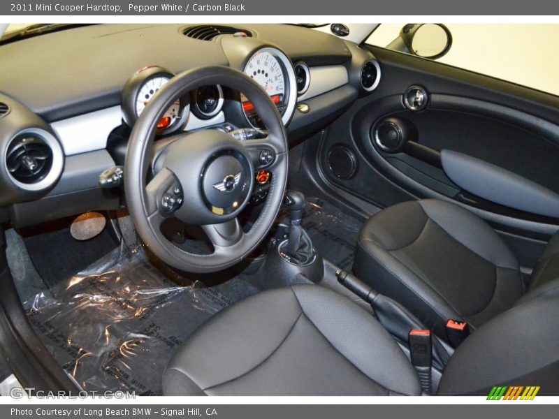 Pepper White / Carbon Black 2011 Mini Cooper Hardtop