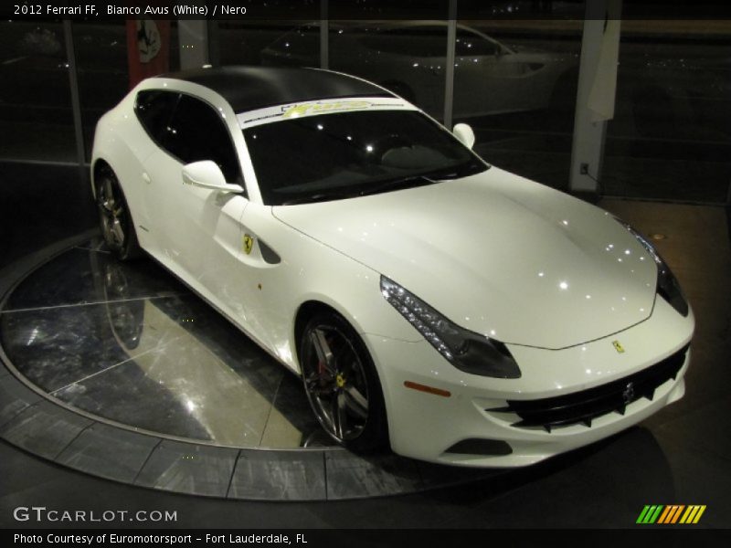 Bianco Avus (White) / Nero 2012 Ferrari FF