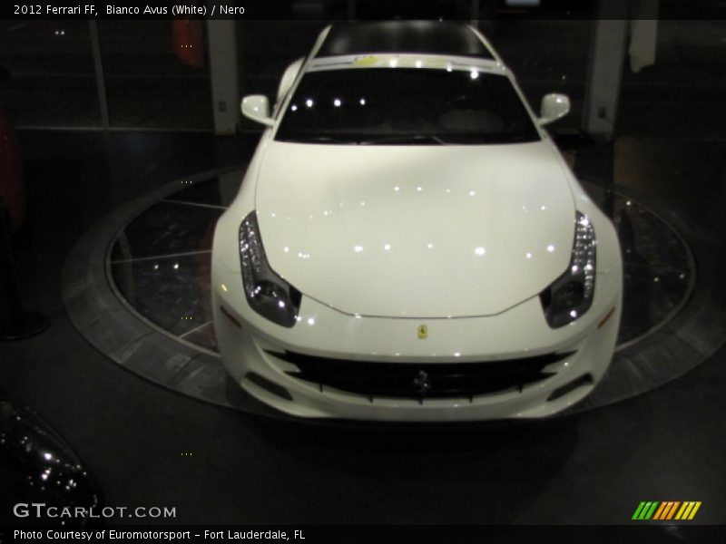 Bianco Avus (White) / Nero 2012 Ferrari FF