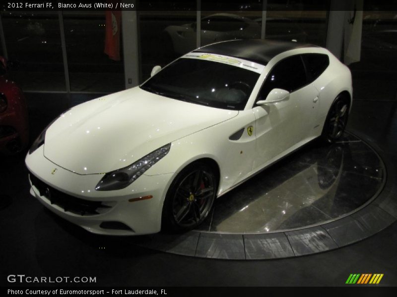 Bianco Avus (White) / Nero 2012 Ferrari FF