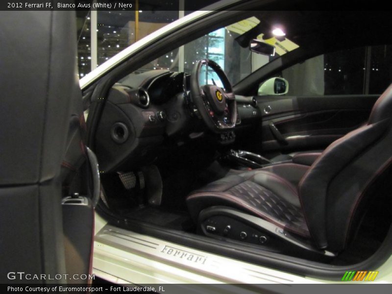 Bianco Avus (White) / Nero 2012 Ferrari FF