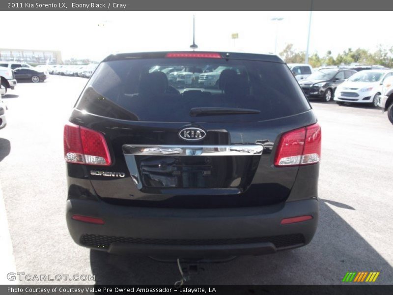 Ebony Black / Gray 2011 Kia Sorento LX