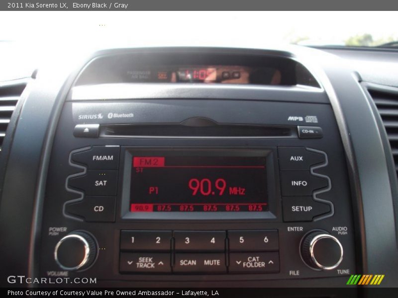 Ebony Black / Gray 2011 Kia Sorento LX