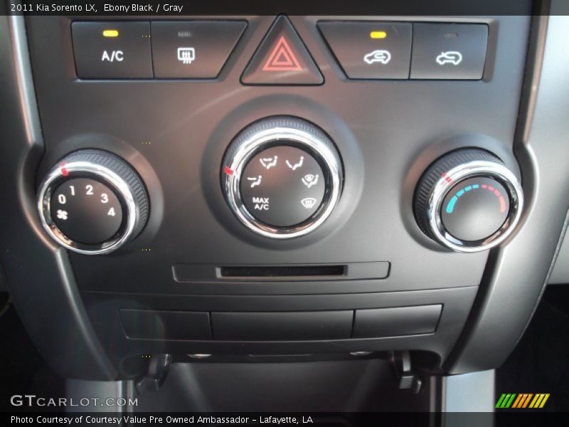 Ebony Black / Gray 2011 Kia Sorento LX