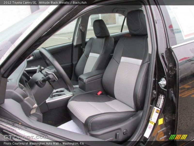 Attitude Black Metallic / Black/Ash 2012 Toyota Camry SE
