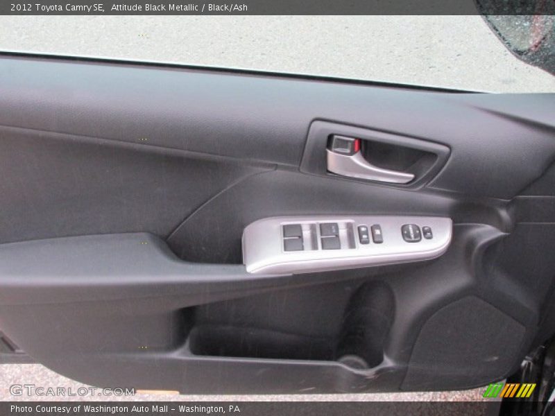 Attitude Black Metallic / Black/Ash 2012 Toyota Camry SE