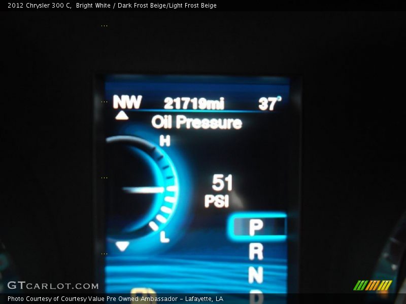 Bright White / Dark Frost Beige/Light Frost Beige 2012 Chrysler 300 C