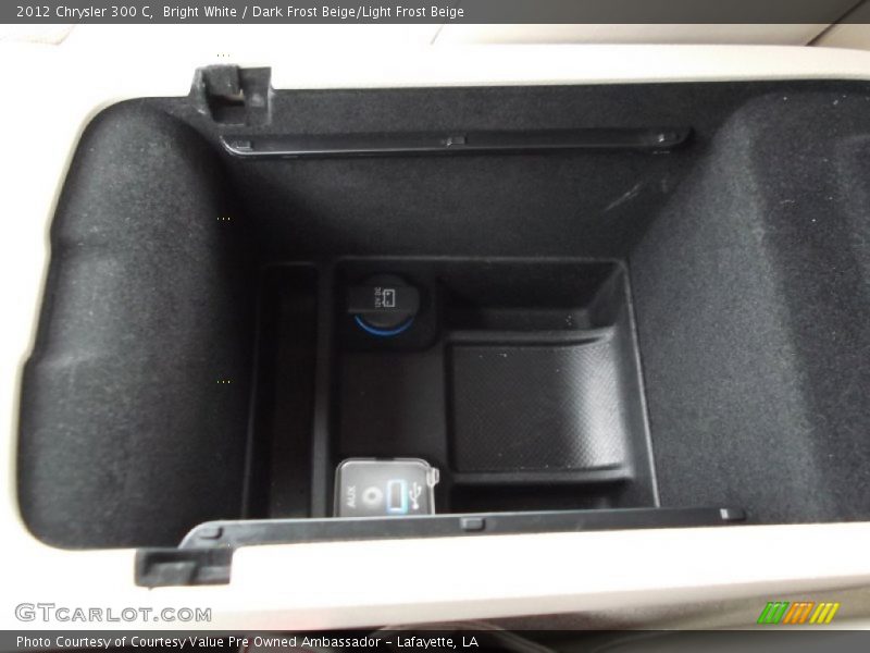 Bright White / Dark Frost Beige/Light Frost Beige 2012 Chrysler 300 C