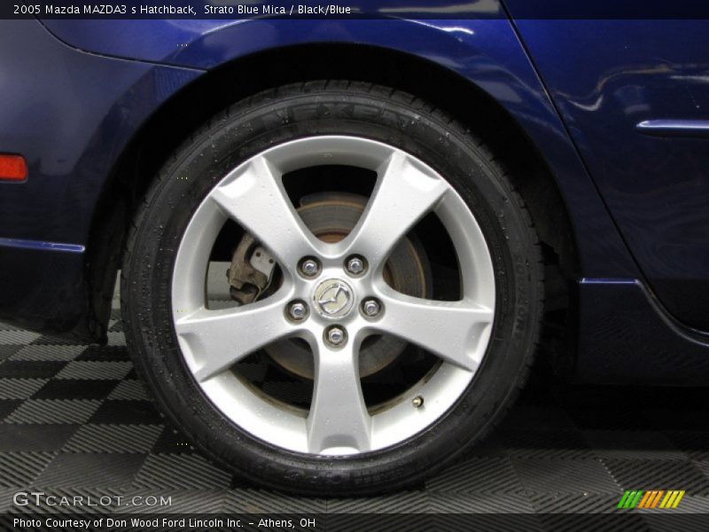 Strato Blue Mica / Black/Blue 2005 Mazda MAZDA3 s Hatchback