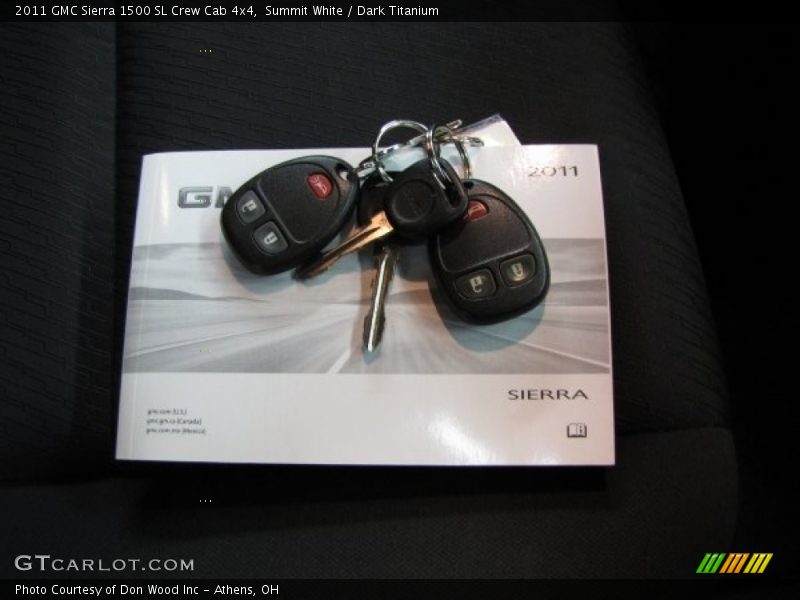 Summit White / Dark Titanium 2011 GMC Sierra 1500 SL Crew Cab 4x4