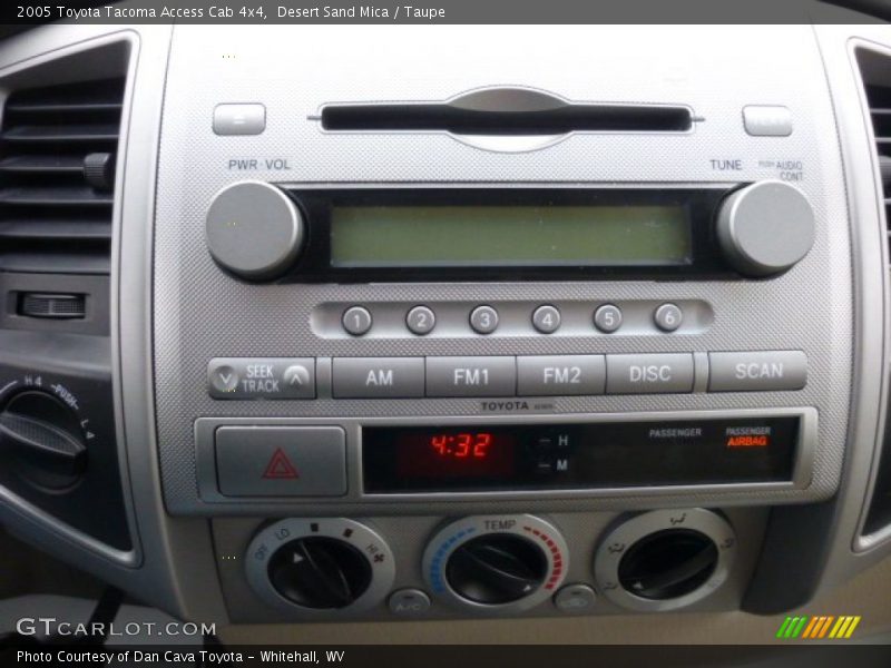 Desert Sand Mica / Taupe 2005 Toyota Tacoma Access Cab 4x4