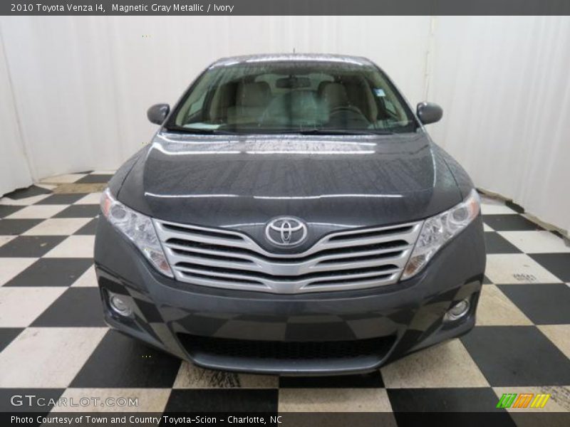 Magnetic Gray Metallic / Ivory 2010 Toyota Venza I4