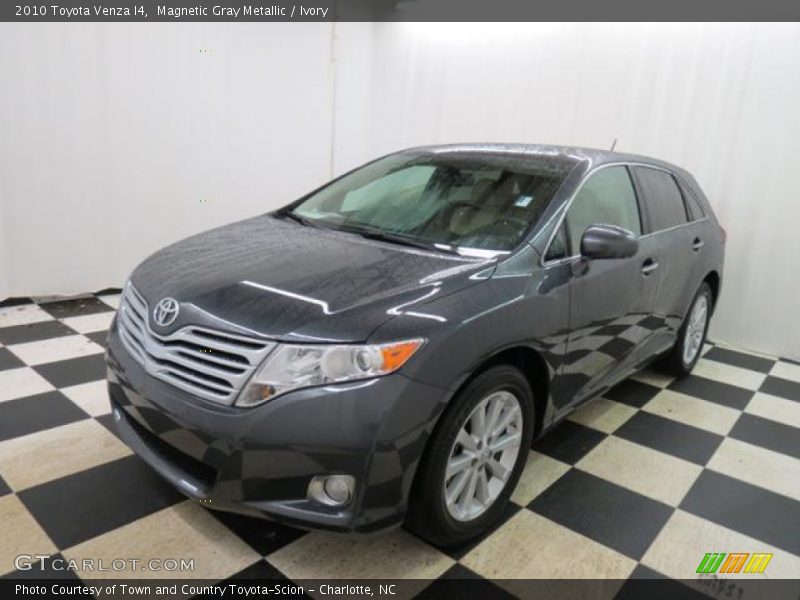 Magnetic Gray Metallic / Ivory 2010 Toyota Venza I4