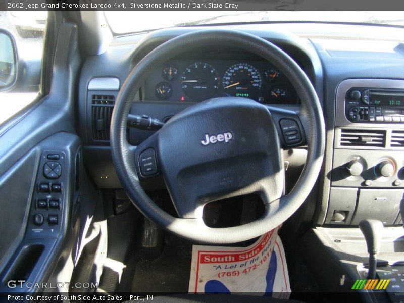 Silverstone Metallic / Dark Slate Gray 2002 Jeep Grand Cherokee Laredo 4x4