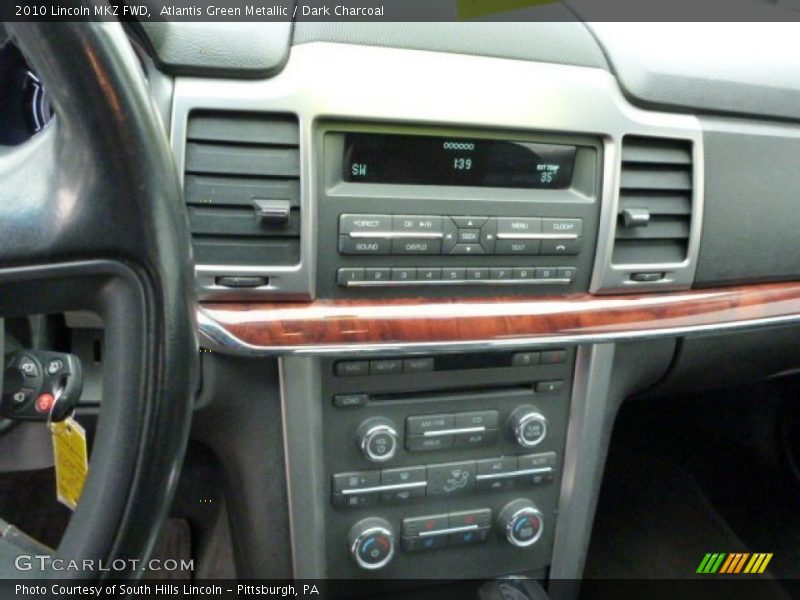 Atlantis Green Metallic / Dark Charcoal 2010 Lincoln MKZ FWD