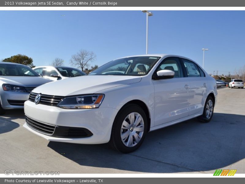 Candy White / Cornsilk Beige 2013 Volkswagen Jetta SE Sedan