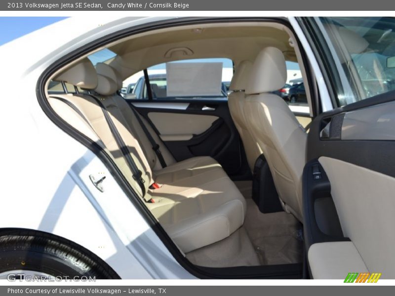 Candy White / Cornsilk Beige 2013 Volkswagen Jetta SE Sedan