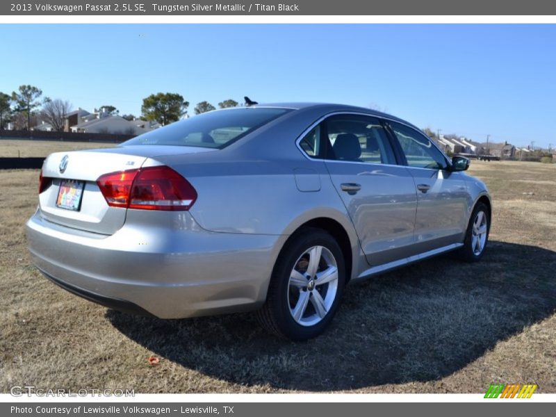 Tungsten Silver Metallic / Titan Black 2013 Volkswagen Passat 2.5L SE
