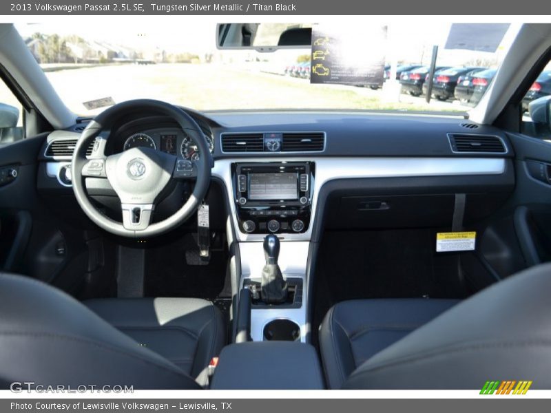 Tungsten Silver Metallic / Titan Black 2013 Volkswagen Passat 2.5L SE