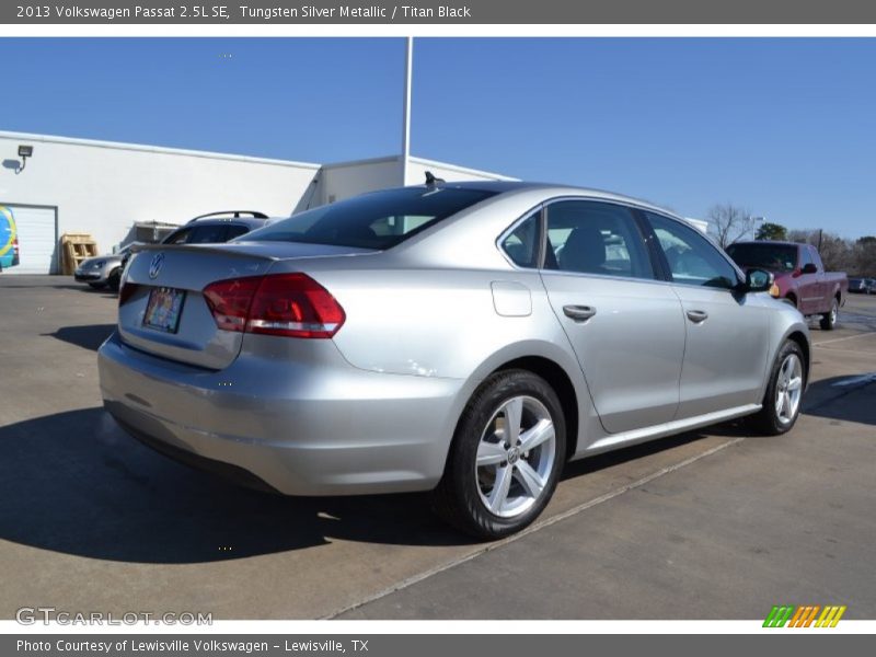 Tungsten Silver Metallic / Titan Black 2013 Volkswagen Passat 2.5L SE