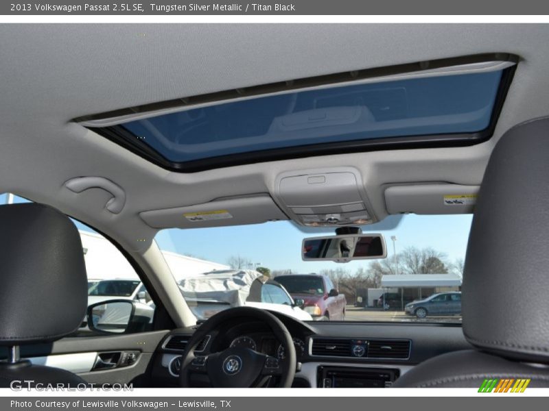 Tungsten Silver Metallic / Titan Black 2013 Volkswagen Passat 2.5L SE