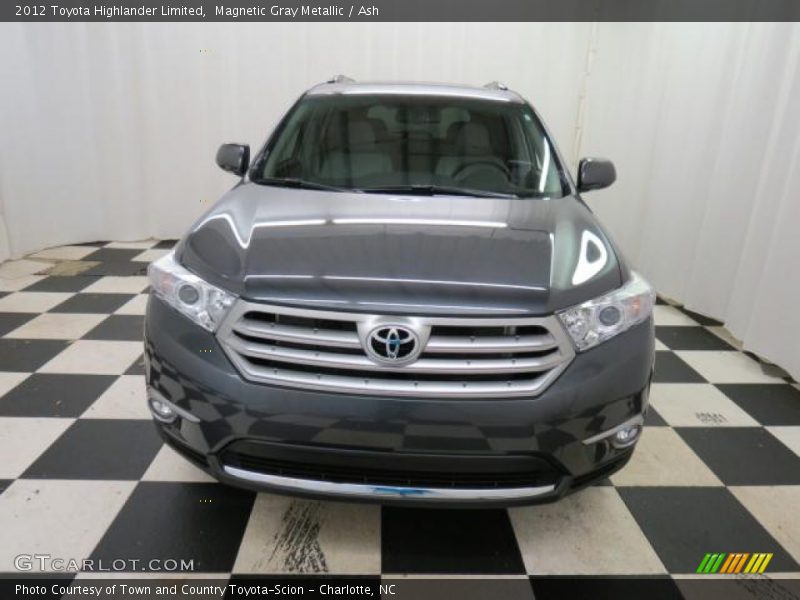 Magnetic Gray Metallic / Ash 2012 Toyota Highlander Limited