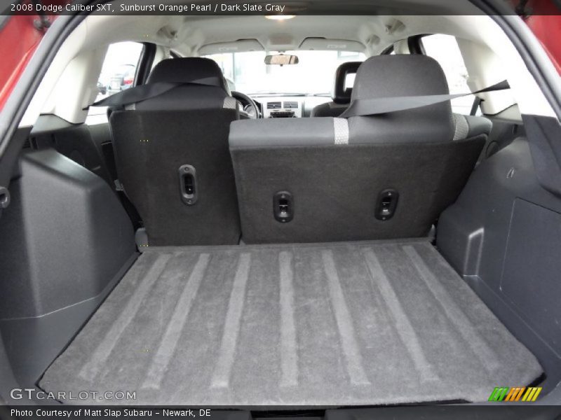  2008 Caliber SXT Trunk