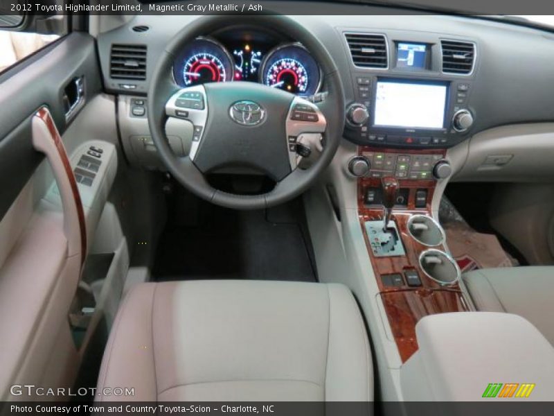 Magnetic Gray Metallic / Ash 2012 Toyota Highlander Limited
