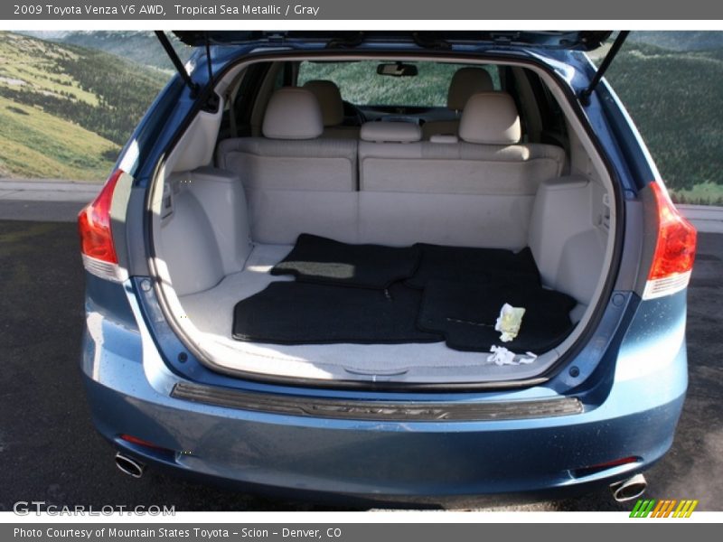 2009 Venza V6 AWD Trunk