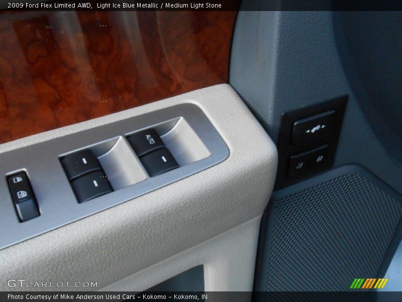 Light Ice Blue Metallic / Medium Light Stone 2009 Ford Flex Limited AWD