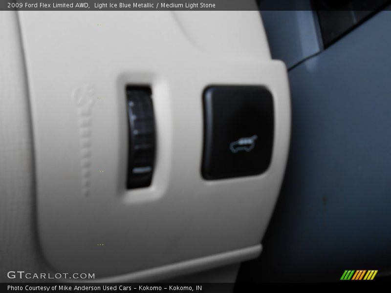Light Ice Blue Metallic / Medium Light Stone 2009 Ford Flex Limited AWD