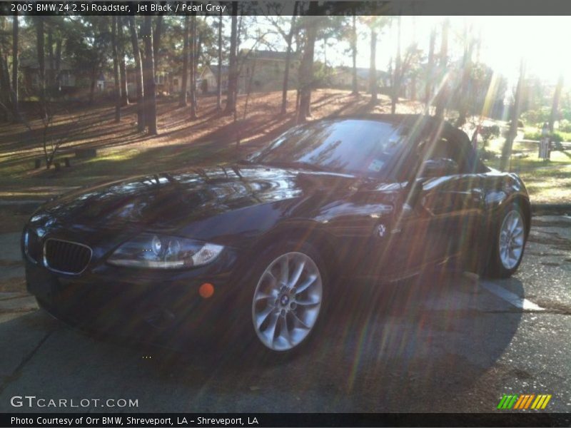 Jet Black / Pearl Grey 2005 BMW Z4 2.5i Roadster