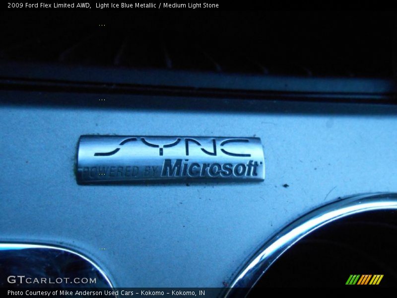 Light Ice Blue Metallic / Medium Light Stone 2009 Ford Flex Limited AWD