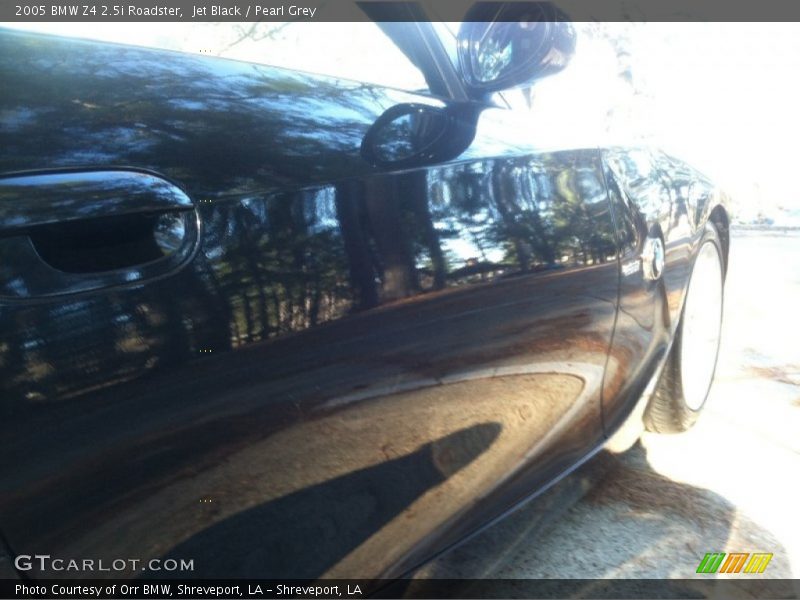 Jet Black / Pearl Grey 2005 BMW Z4 2.5i Roadster