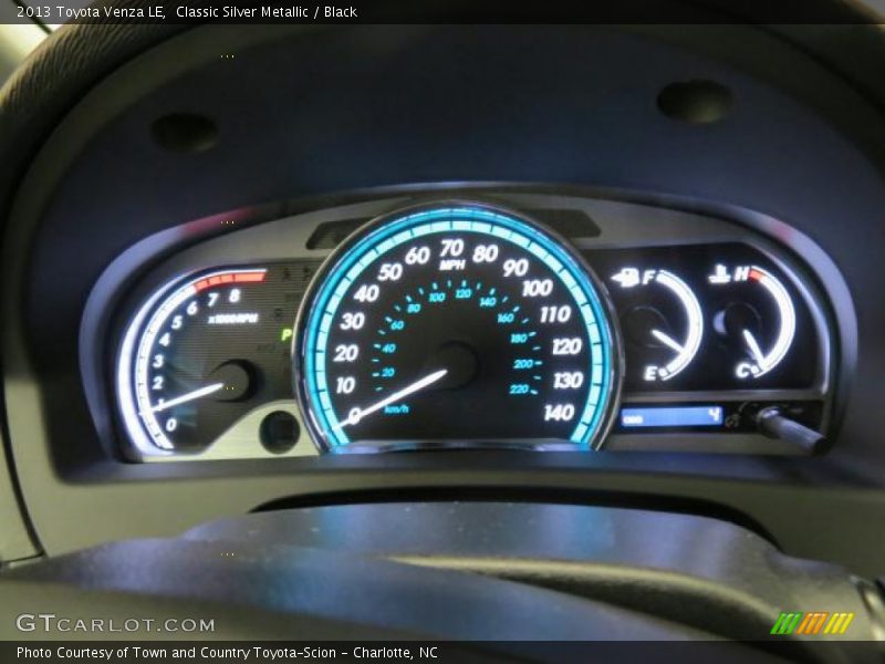 Classic Silver Metallic / Black 2013 Toyota Venza LE