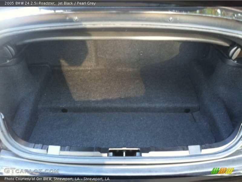  2005 Z4 2.5i Roadster Trunk