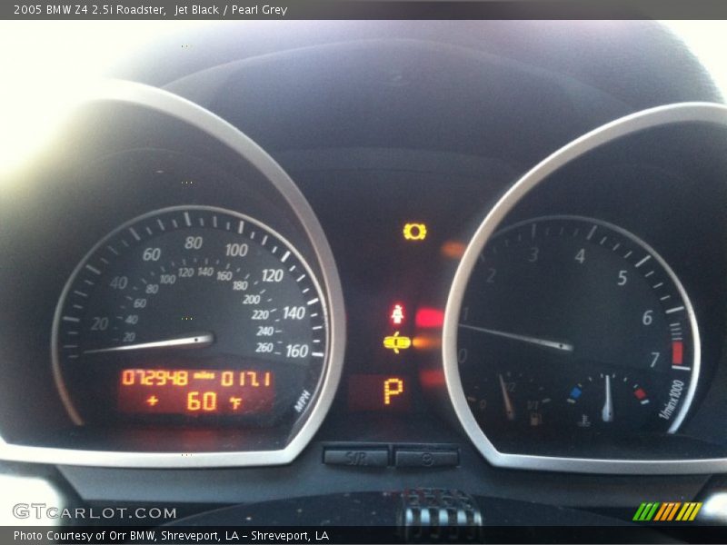 Jet Black / Pearl Grey 2005 BMW Z4 2.5i Roadster