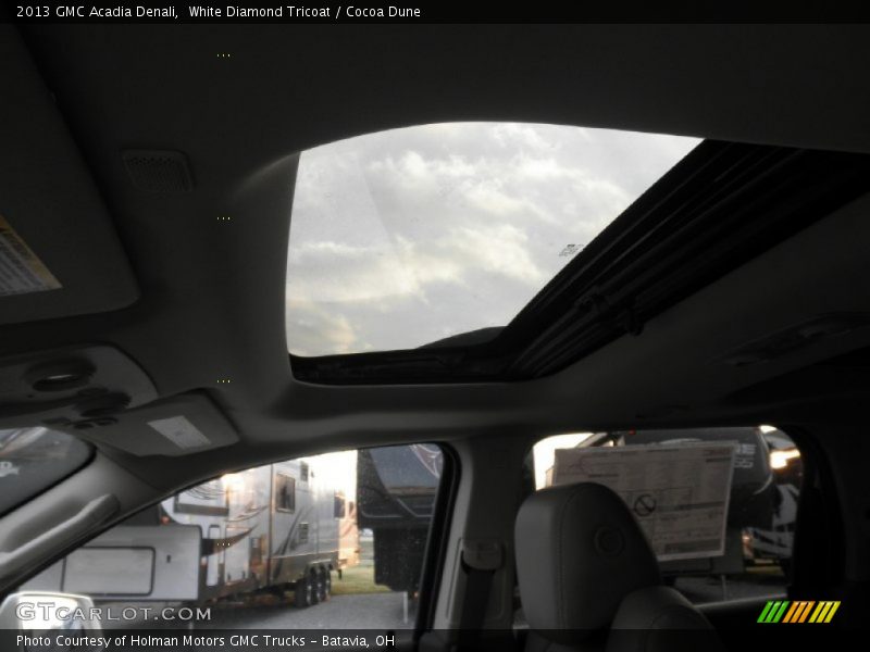 White Diamond Tricoat / Cocoa Dune 2013 GMC Acadia Denali