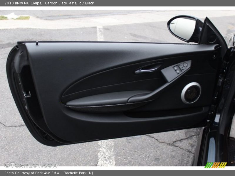 Door Panel of 2010 M6 Coupe